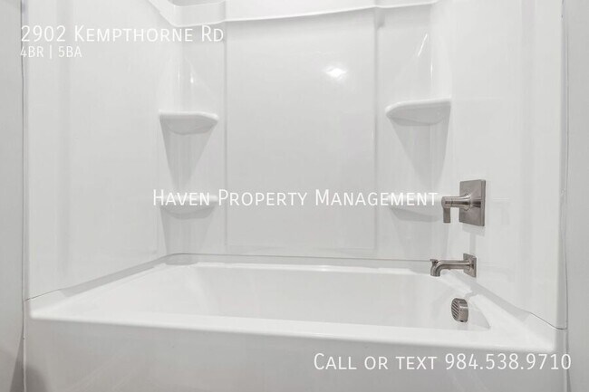 Building Photo - 2902 Kempthorne Rd