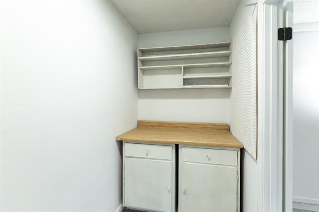 Building Photo - 9102 Valkrie Ln