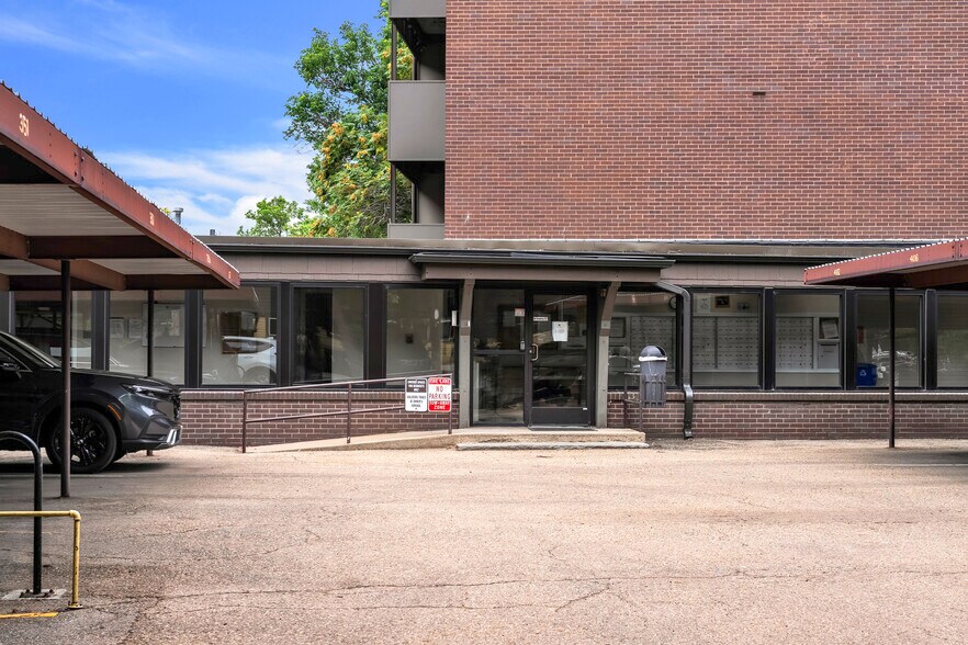 Building Photo - 2227 Canyon Blvd