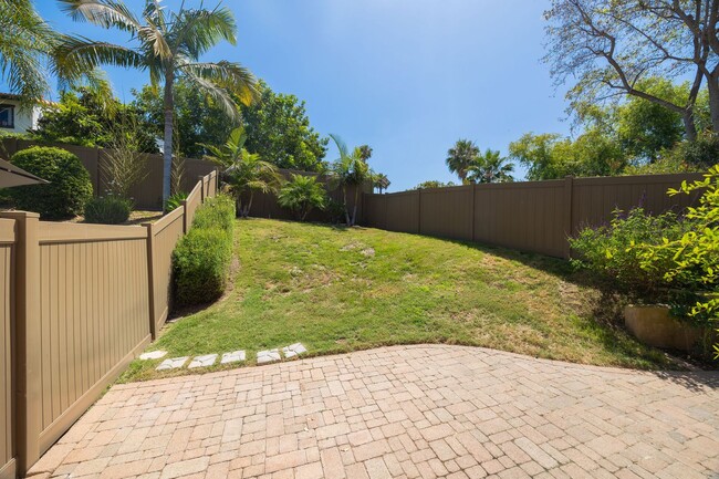 Building Photo - 2-Story Twin Home with Solar Panels in the Gated Community of Vista Cupertino!