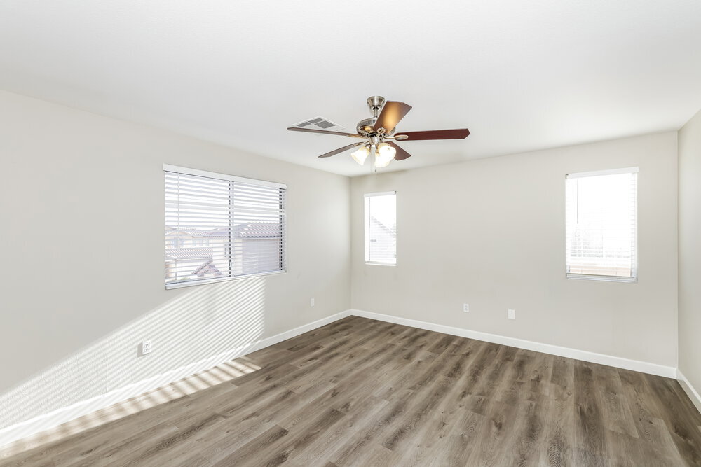 Building Photo - 9289 Hainsworth Ave