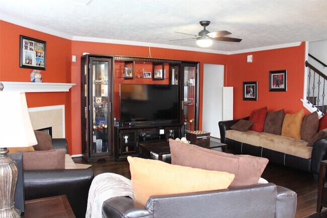 Building Photo - 2507 Liza Ct