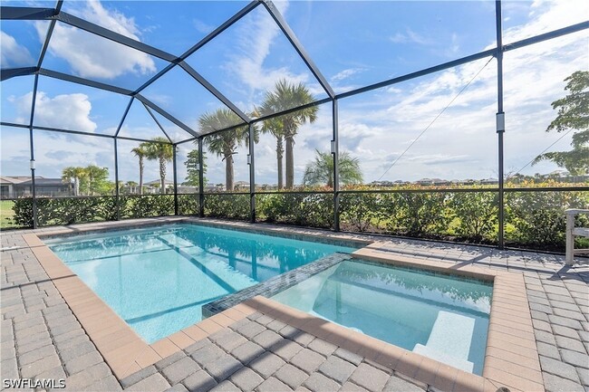 Building Photo - 20024 Napa Loop