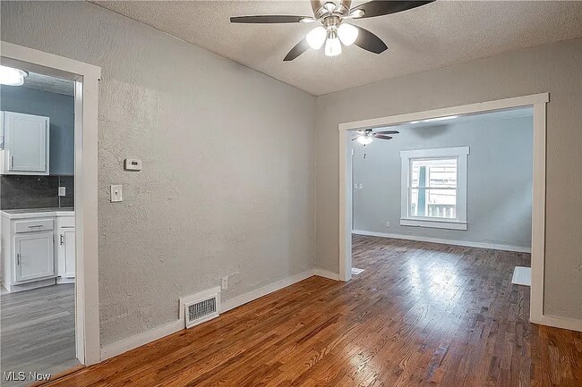 Building Photo - Now Leasing Spacious 4-Bedroom Home in University Park!