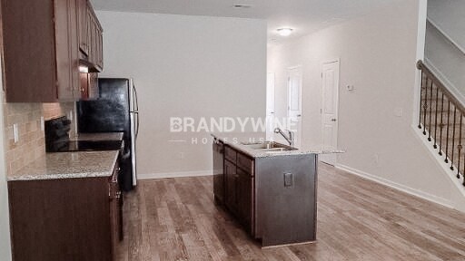 Building Photo - 1930 Old Dogwood