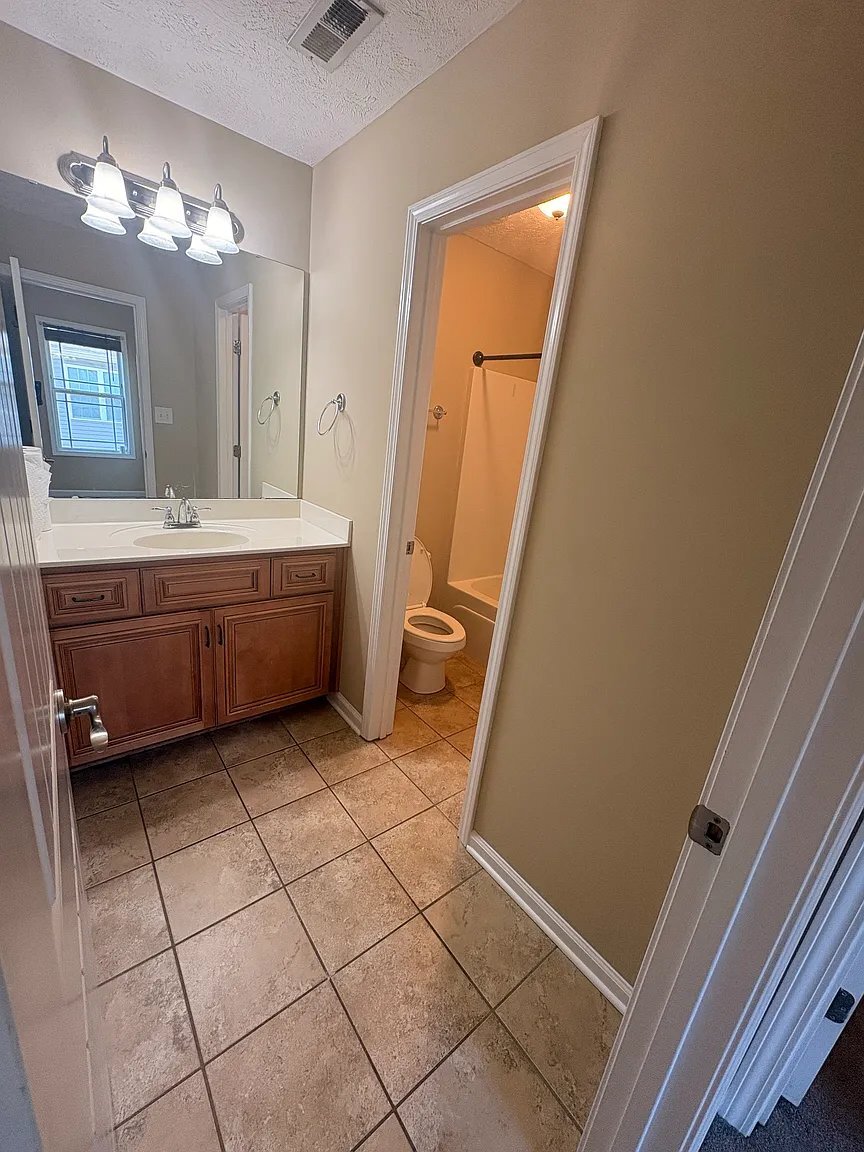 Building Photo - 4009 Quarry Hollow Drive