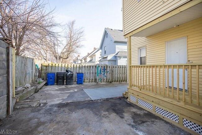 Building Photo - 3436 W 91st St