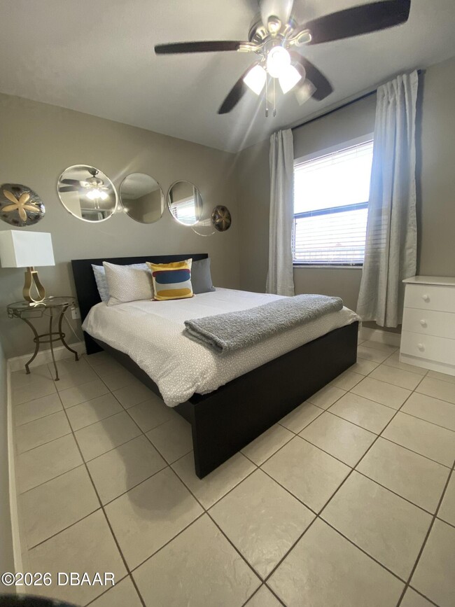 Building Photo - 1571 S Atlantic Ave