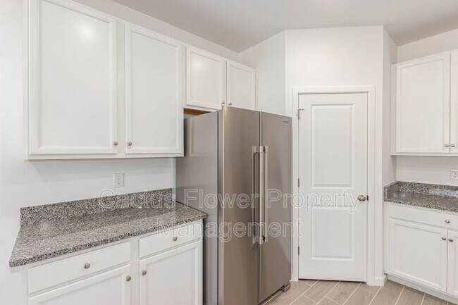 Building Photo - 3044 W Bent Tree Dr
