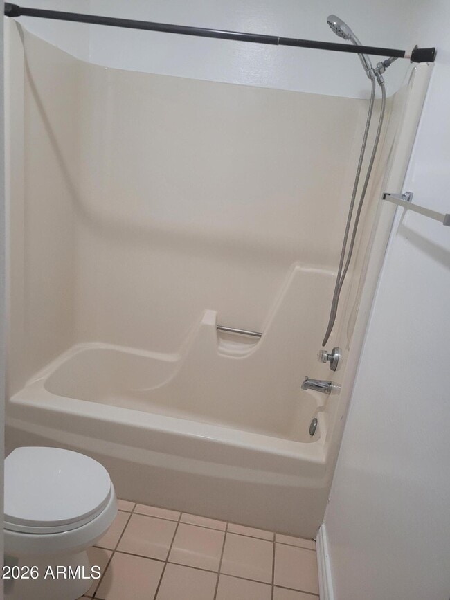 Building Photo - 2034 S Playa