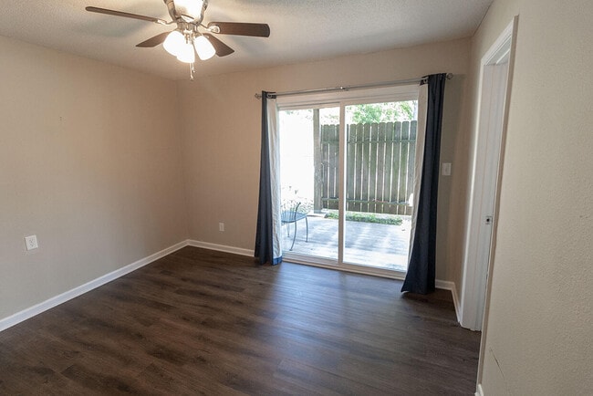 Building Photo - 105 N Garth Ave