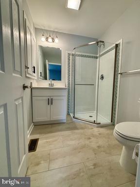 Building Photo - 5050 W Brigantine Ct