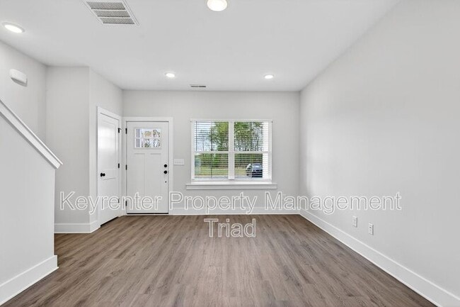 Building Photo - 4655 Canter Park Ln