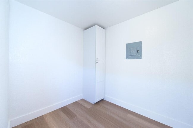 Building Photo - 2704 Catalina Dr