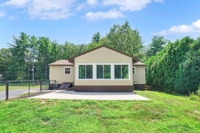 Building Photo - 293 Brainard Rd