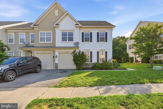 Building Photo - 300 Kintyre Ln