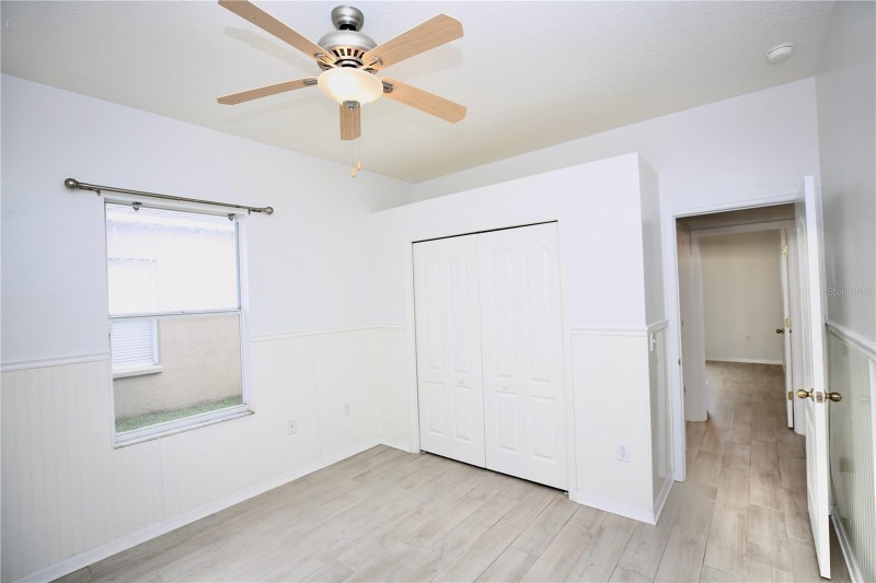 Building Photo - 24421 Breezy Oak Ct