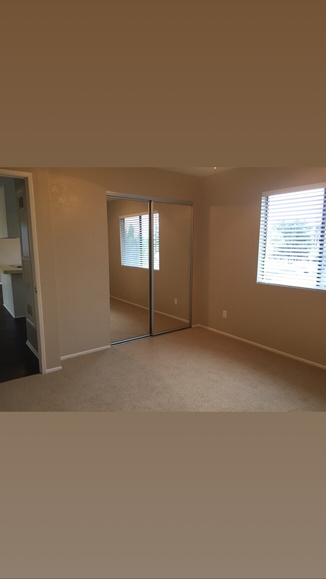 Building Photo - 4440 154th St