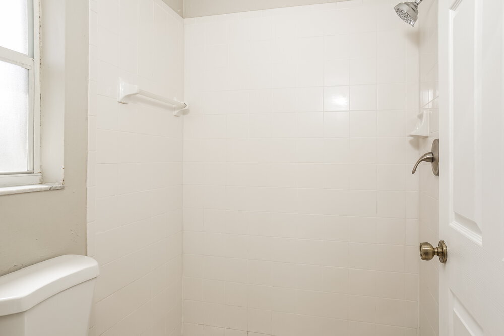 Building Photo - 3644 Ribera Ave