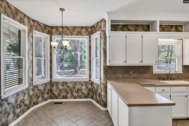 Building Photo - 1100 Woodtree Ct