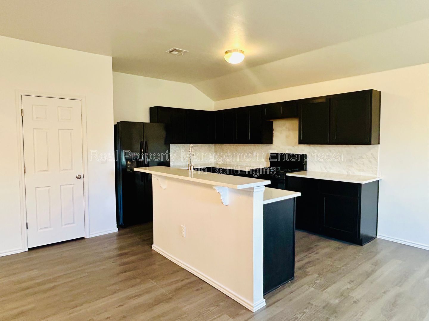 Building Photo - 11624 NW 96th St