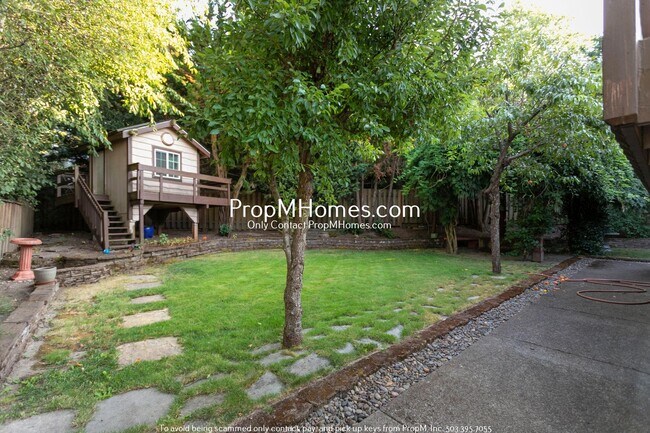 Building Photo - Stylish Updated Four Bedroom Home in Beaverton!