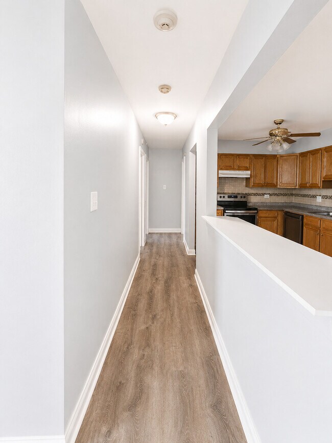 Building Photo - 171 W Elk Trail