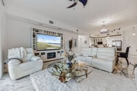 Building Photo - 605 Kemp St