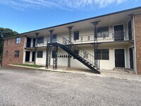 Building Photo - 207 Highland St