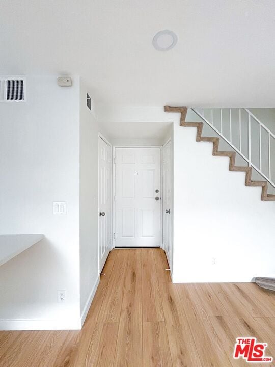 Building Photo - 22423 Del Valle St