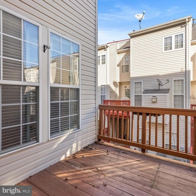 Building Photo - 5006 Grimm Dr