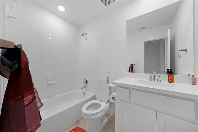 Building Photo - 3101 Peartree Ln