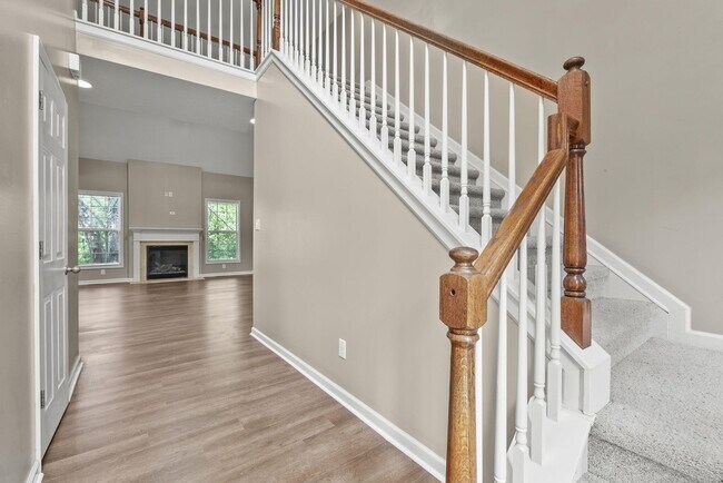 Building Photo - 777 Maidencane Dr