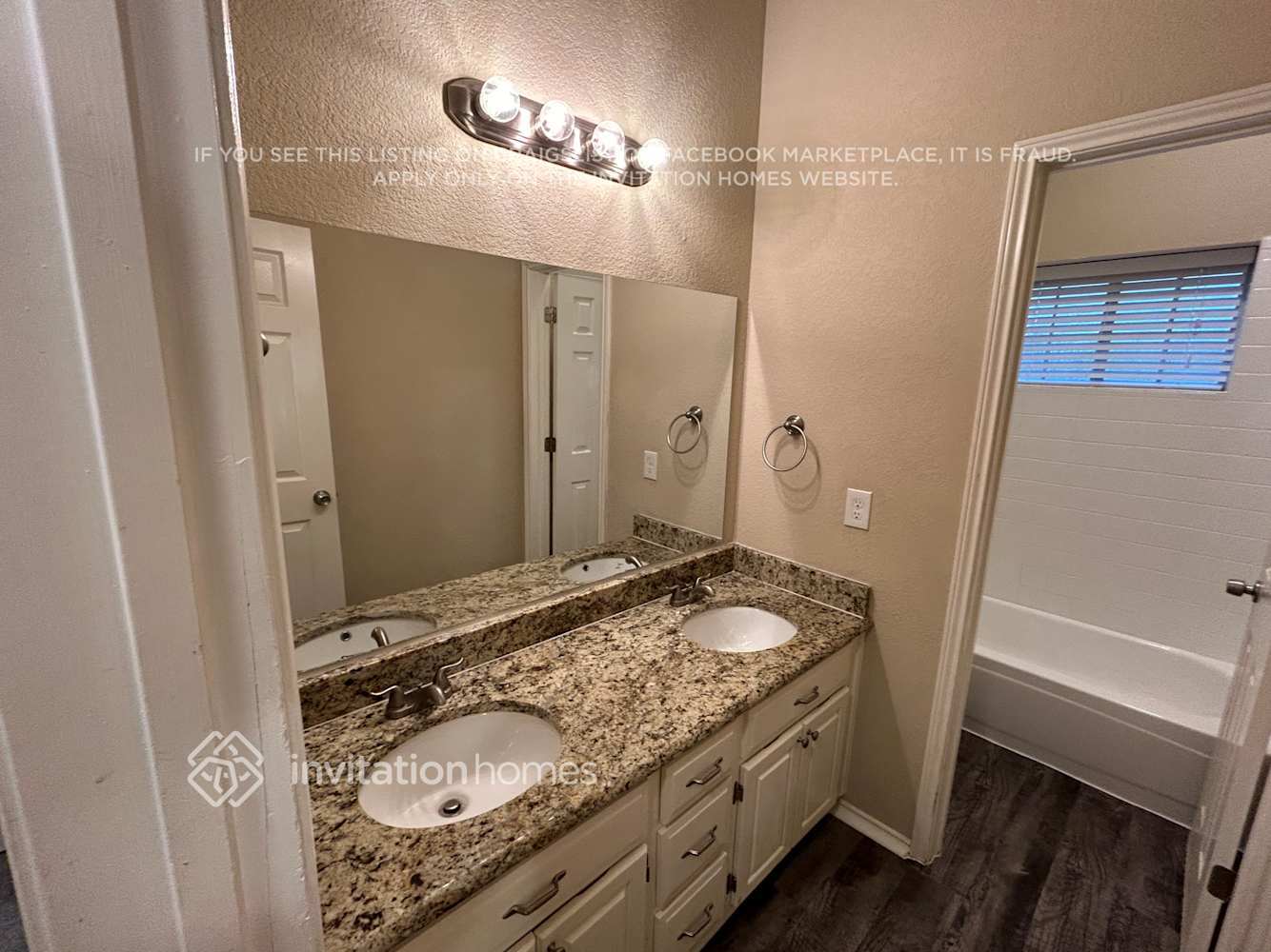 Building Photo - 825 Claire View Dr