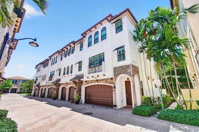 Building Photo - 622 Windward Cir S