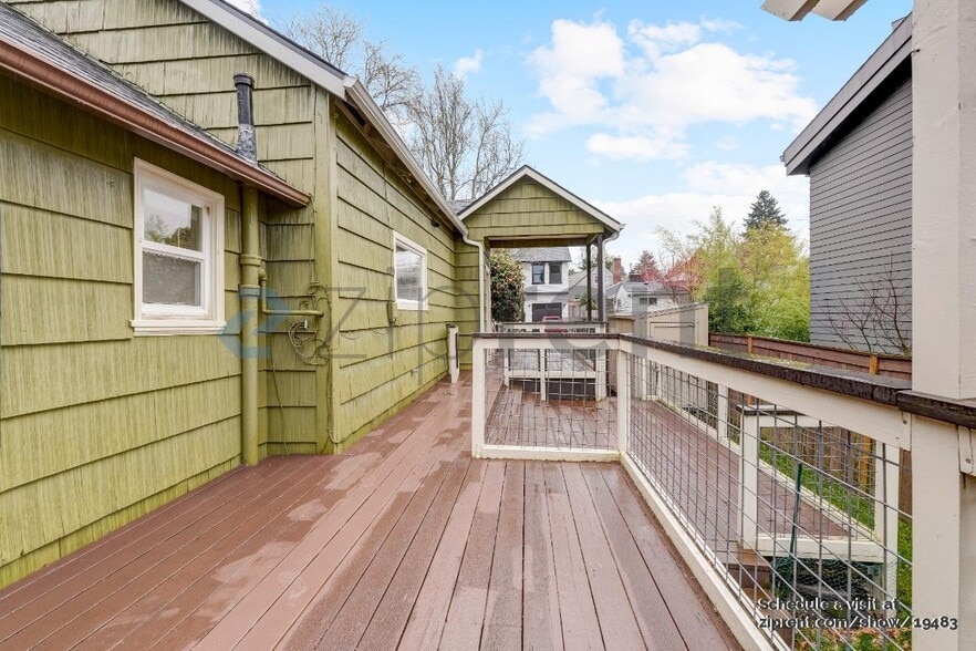 Building Photo - 7219 SE 41st Ave