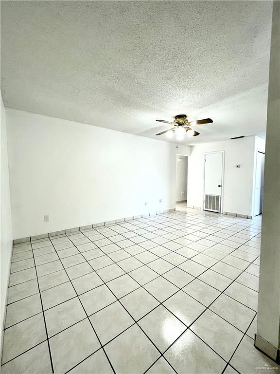 Building Photo - 2520 Goldcrest Ave W