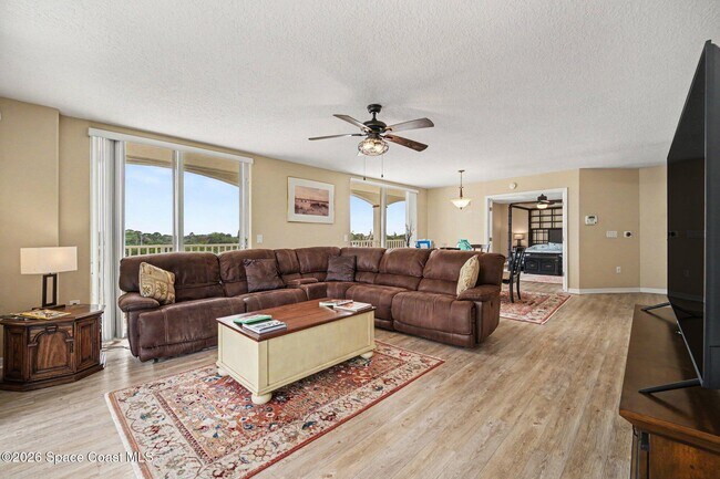 Building Photo - 820 Del Rio Way