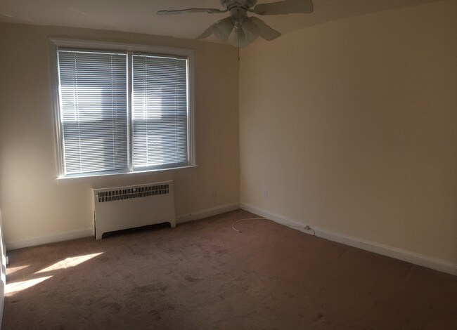 Building Photo - 119 St Laurence Rd