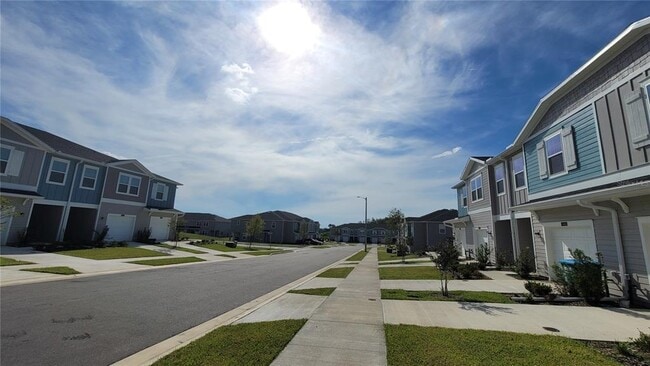 Building Photo - 14428 NW 164th Rd