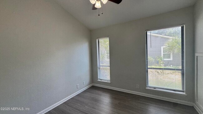 Building Photo - 217 Loring Ct