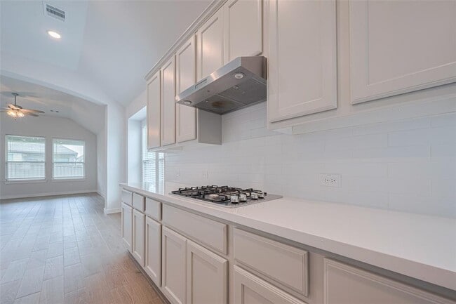 Building Photo - 8010 Whisper Grove Dr