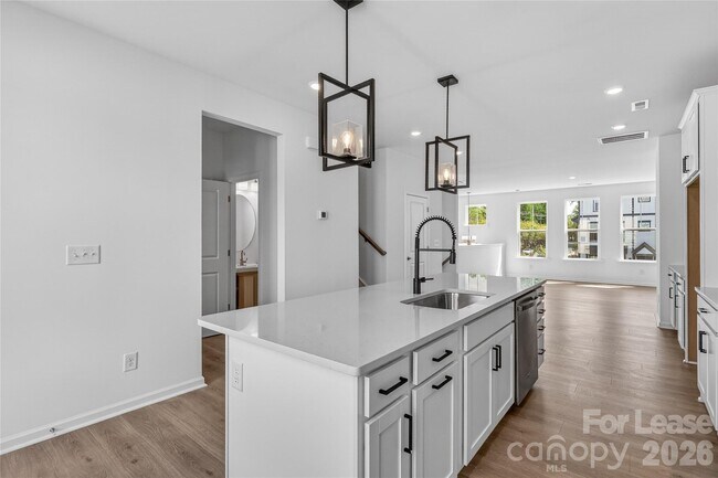 Building Photo - 504 Annie Lowery Wy