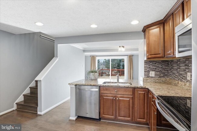 Building Photo - 8418 White Feather Ct