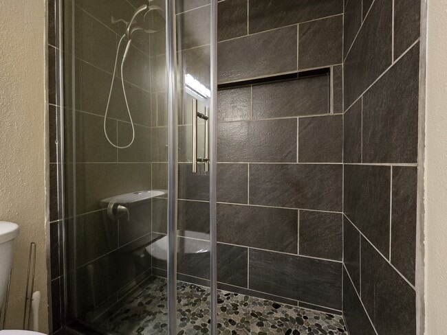 Building Photo - 7250 Via Verde