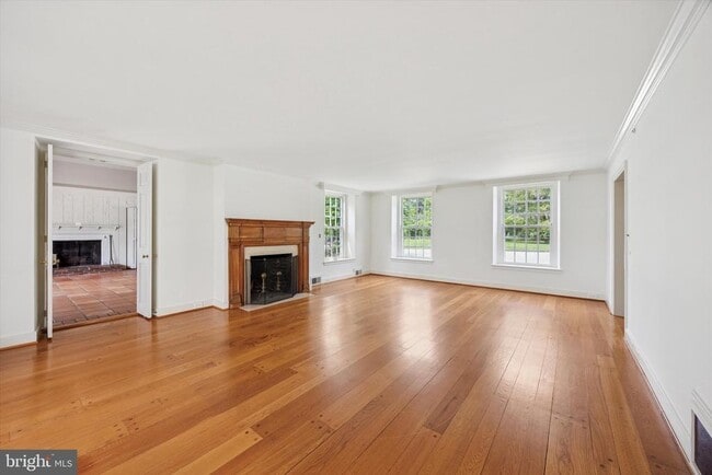 Building Photo - 1024 N Spring Mill Rd