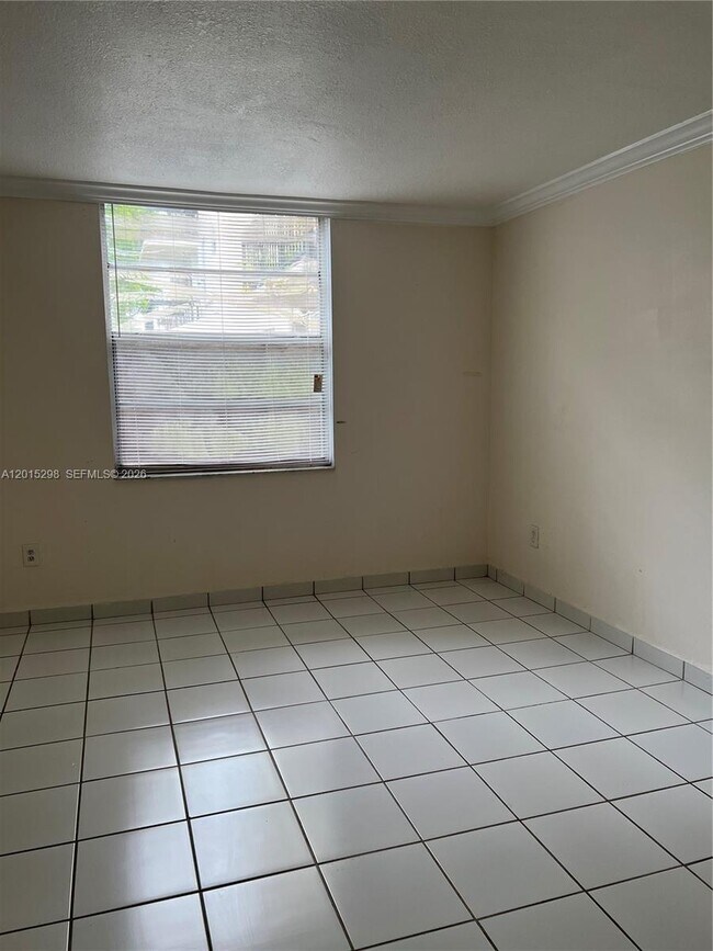 Building Photo - 8307 SW 142nd Ave
