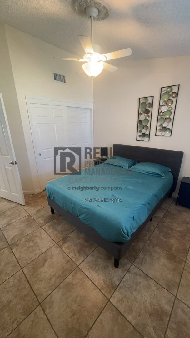 Building Photo - 4213 Southern Breeze Dr