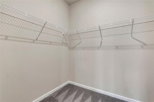 Building Photo - 2106 Irvin Ct