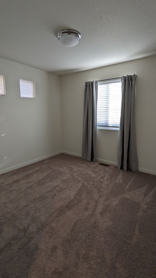 Building Photo - MODERN TWO STORY 2 BED/2 BATH IN BANNING LEWIS RANCH!